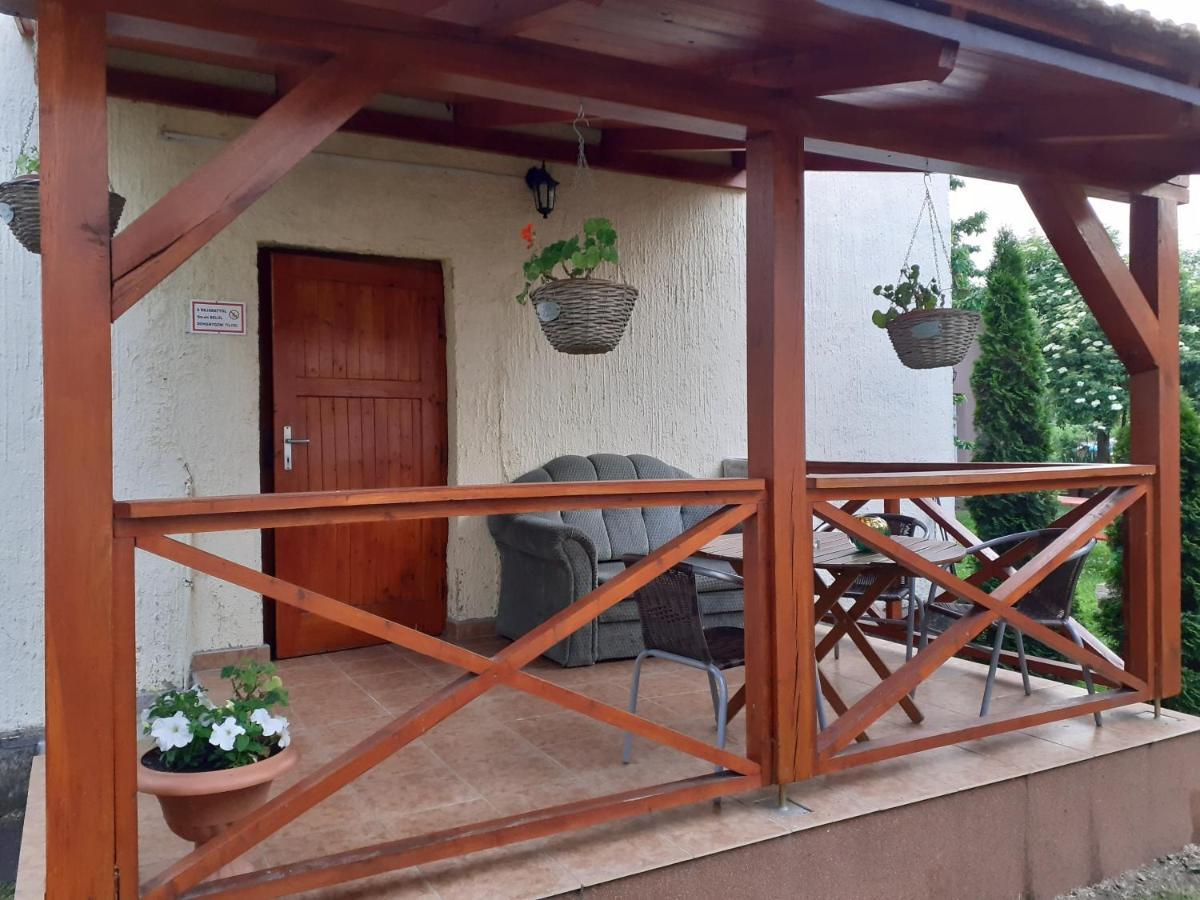 Aquatherma Apartman Sárospatak Esterno foto